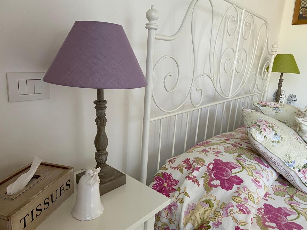 Monte Maino Bed & Breakfast Desenzano del Garda Dış mekan fotoğraf